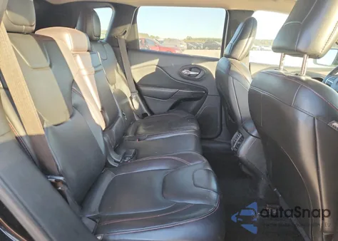 2016 Jeep Cherokee Trailhawk from USA, damaged, VIN 1C4PJMBS2GW103011